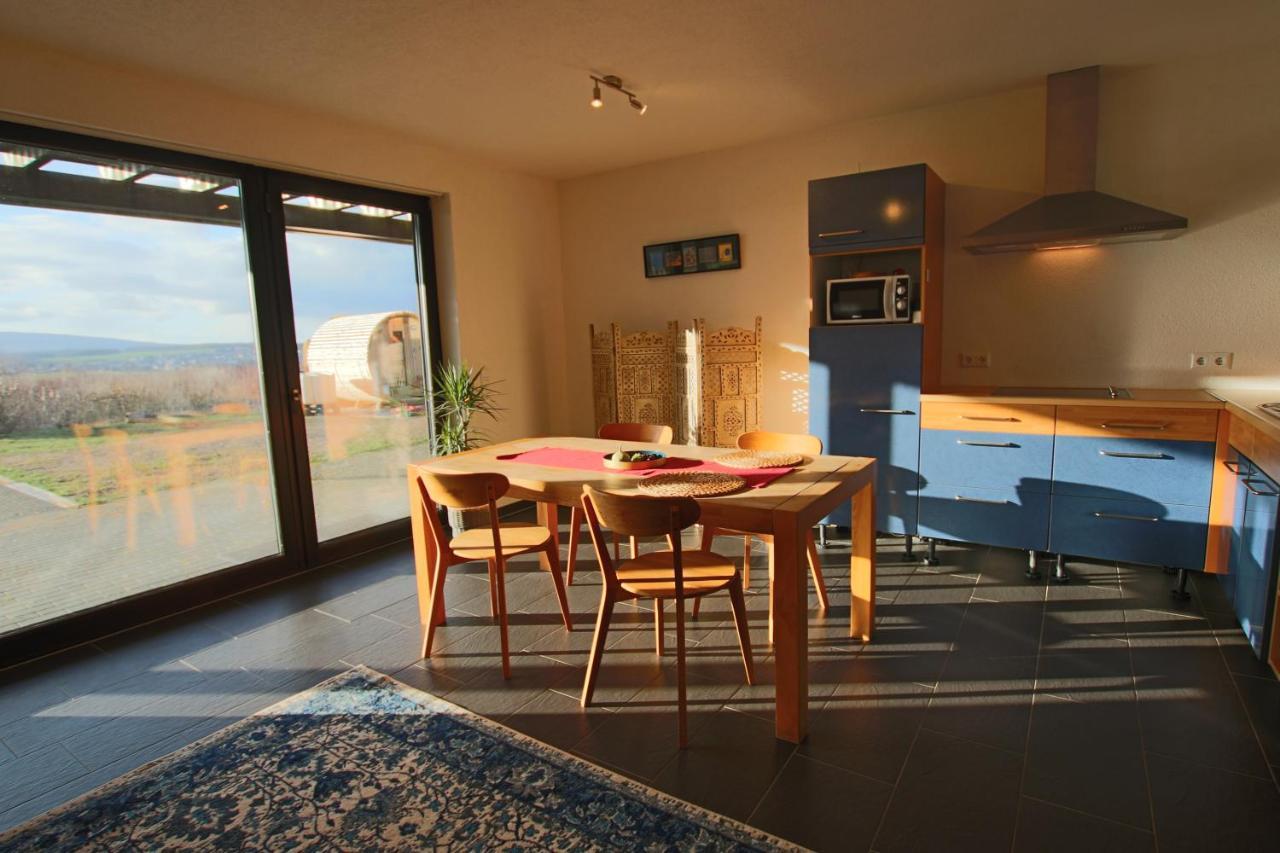 Hunsrueck Valley View Apartment With Cedar Sauna Bruschied Exterior photo